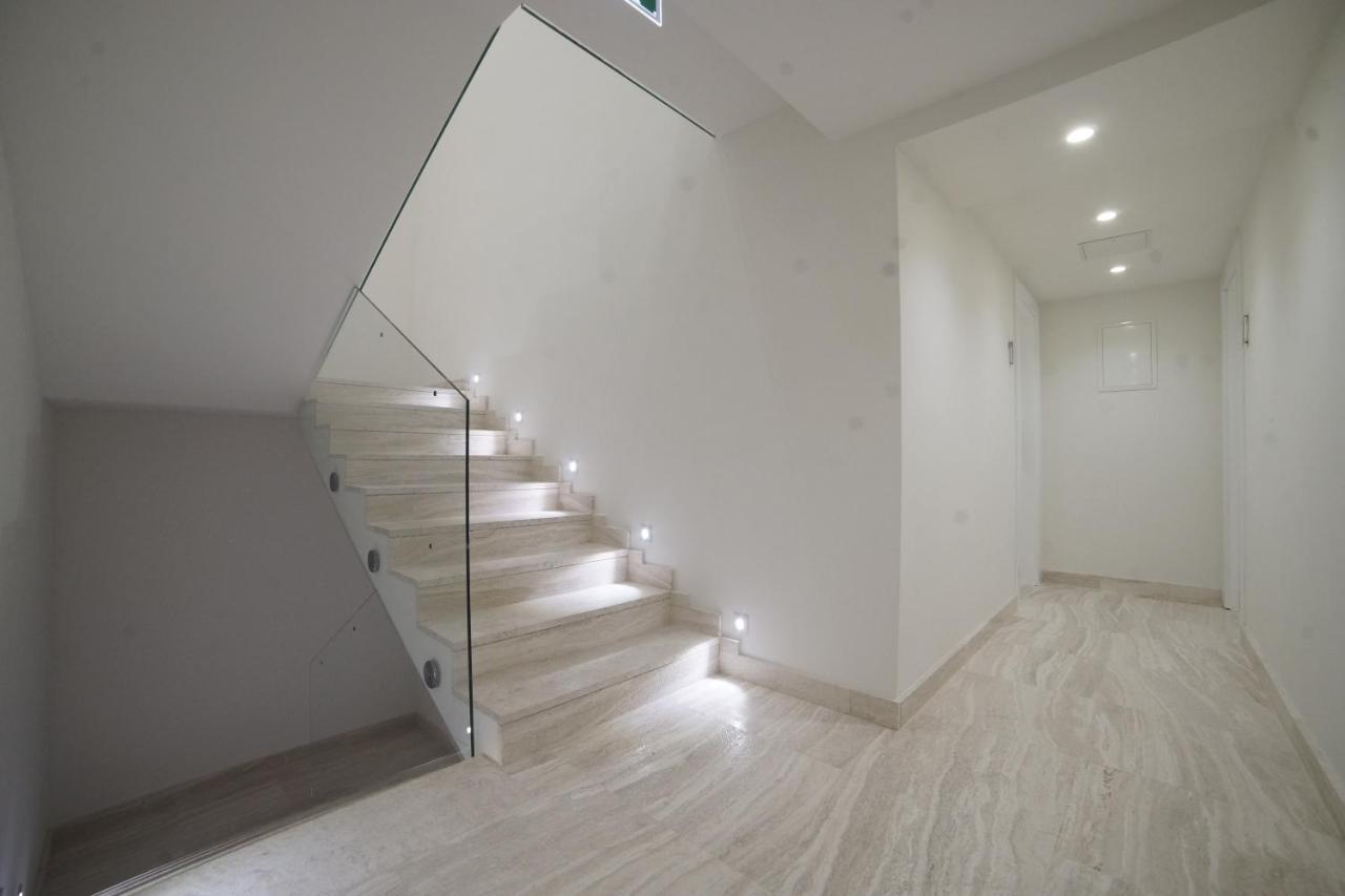 Forty Two Block 자그레브 외부 사진